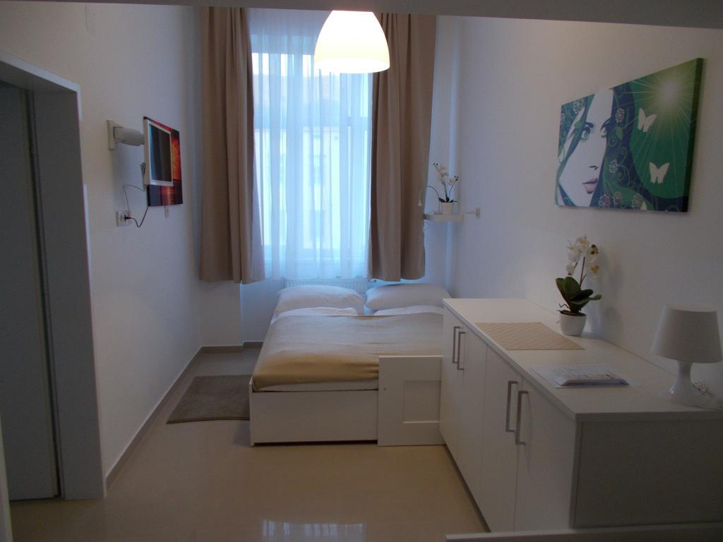 Ch-Vienna City Rooms Pokoj fotografie