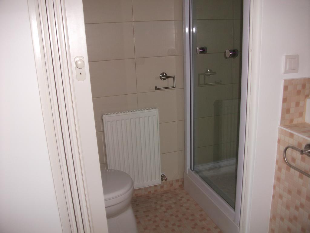 Ch-Vienna City Rooms Pokoj fotografie