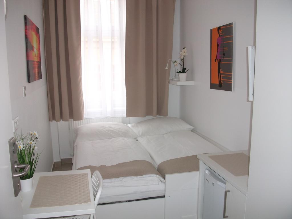 Ch-Vienna City Rooms Pokoj fotografie